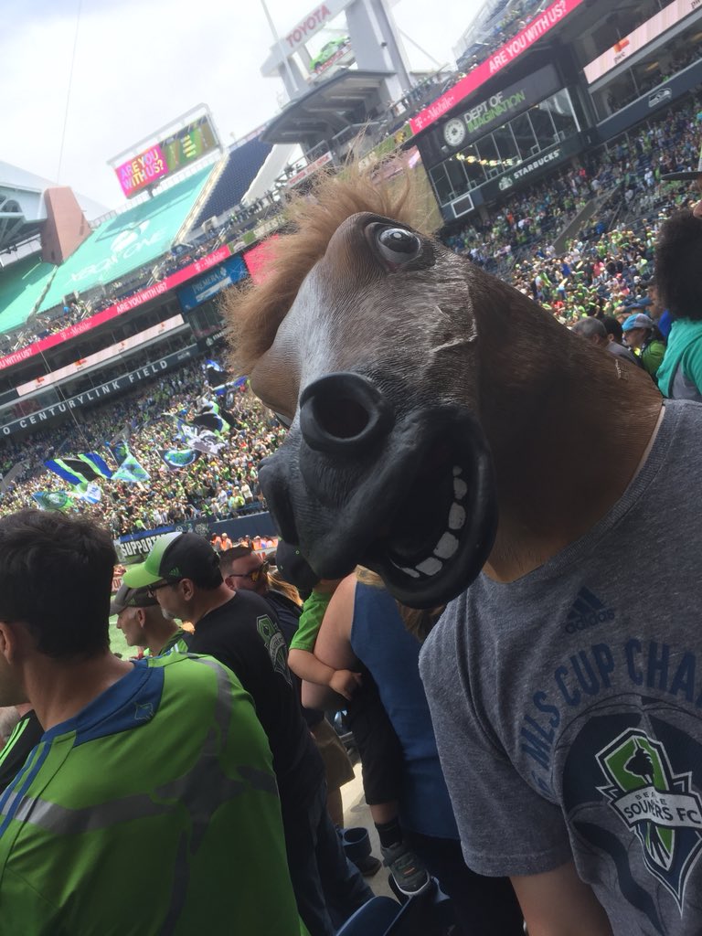 HamboneKick's tweet photo. Ready for a Sounders win! #SoundersMatchday #Xboxphotocontest https://t.co/r0oK4Nd4ah