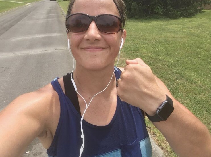 Liv_4_MMA's tweet photo. Post 5 mile run pic!! My longest run yet and it felt great!! Getting better every day!! #fightermommy💚 #wmma #kmaa #fightingphoenix🥊 https://t.co/KH56FNLGIR