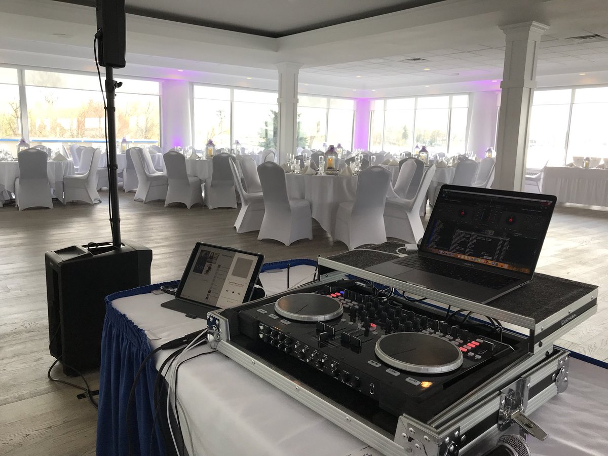 JackJonesJr141's tweet photo. Ready to rock the Lakeshore Country Club. Congrats to Thomas and Kelly ! #jonestonesdjs #weddingseason https://t.co/agaomezPk4