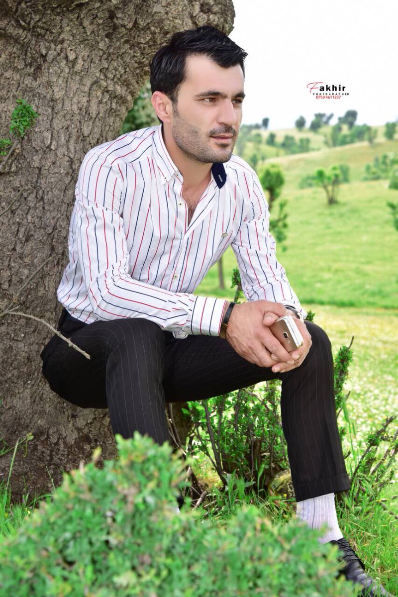 zrar_ebdullah's tweet photo. وەک؛ سەربازەکانی عومەر مختار، لەبەرەی جەنگی ئەم عەشقەی تۆدا  .. قاچەکانم پێچاوەتەوە https://t.co/2KKgHk7wcX