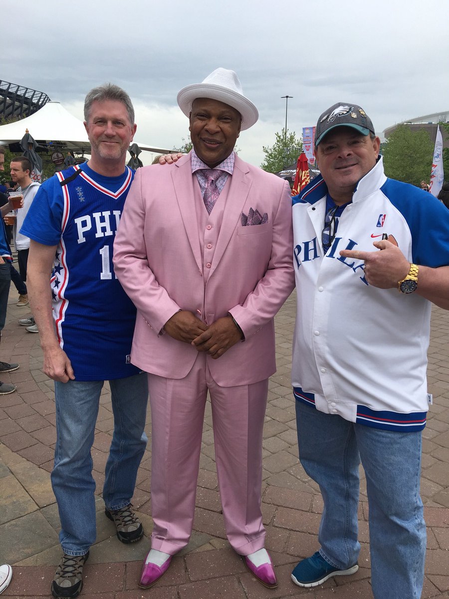 BrennerIii's tweet photo. Trusting The Process with World B Free !!!! 👍🏻💪🏼🏀❤️🇺🇸 https://t.co/XypWVUfu6j