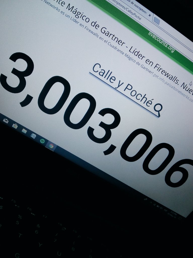 CalleyPocheMX's tweet photo. ¡YAYYYY! 
Y pensar que llegamos cuando tenían sólo 70k, QUE EMOCIONNNNN. 😍😍😍 
@calleypocheoffi @danielaacallee @Pochosaurus 😍 https://t.co/upTWckf1p1
