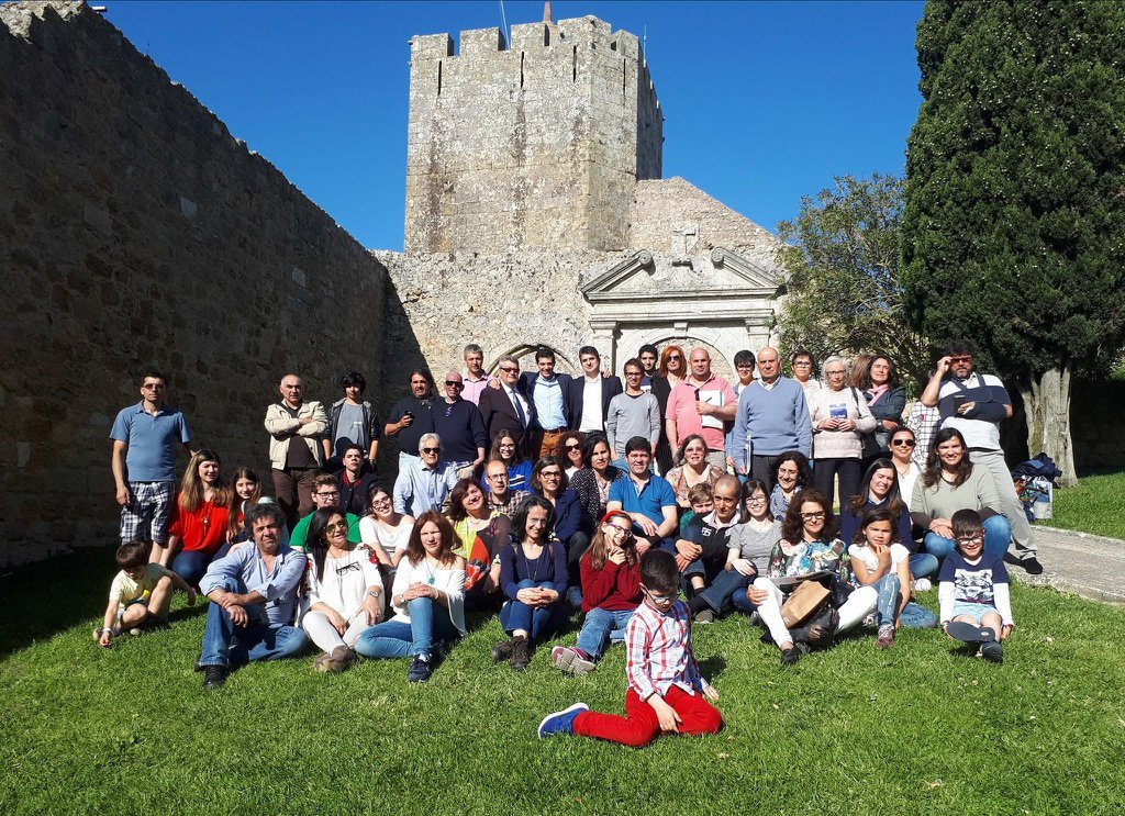 apdippt's tweet photo. A família! Os restantes que não estão na foto estiveram presente nos nossos 🧡🧡🧡 
.
.
#wpiw2018 #wpiw #imunodeficienciasprimarias #imunodeficienciasprimaria #idp #pid #imunoglobulina #imunodeficiencia #semanamundialidp #semanamundialidp2018 #saude #portugal https://t.co/BDDEVR9O3M