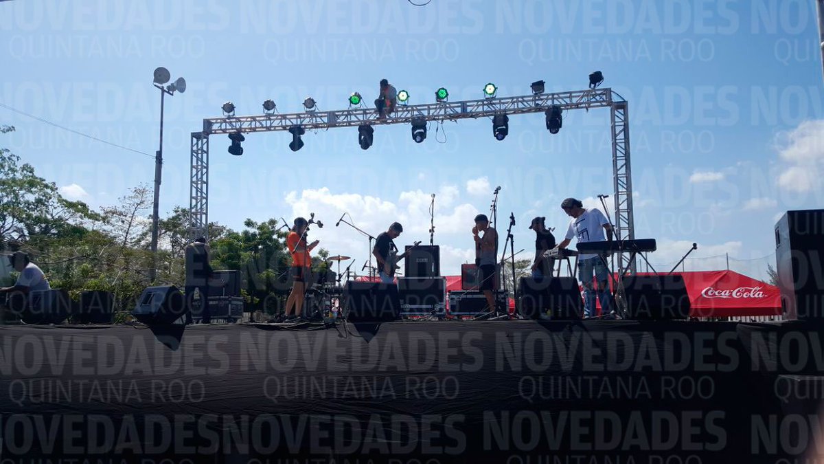 novedadesqroo's tweet photo. #Entretenimiento #Cancún El grupo #CampoMarte se encuentra en los ensayos previos a la apertura del #SuresteFest en la cancha de los Lagartos. (📸 Jossy Diaz/SIPSE) https://t.co/EQnOIlDBpu