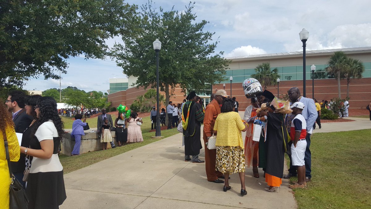 FAMU_1887's tweet photo. Family, friends and loved ones gather to celebrate the accomplishments of the #FAMUgradSpring18 graduates after graduation! https://t.co/ASRvSk64d9