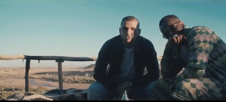 Charlen15424639's tweet photo. Le nouveau clip de Sofiane et maître gims disponibles sur YouTube juste ici ➡️➡️➡️➡️➡️➡️
https://t.co/I4Hh2Ma8Jl 🎶📹 #Arafricain @MaitreGIMS @Fianso https://t.co/cjPAF6qkQa