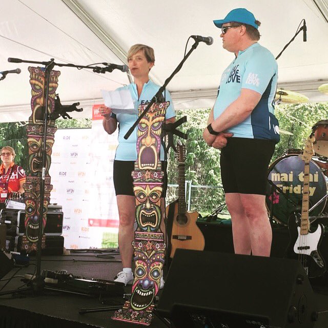 TriCityNews's tweet photo. Kelly Hobbis and her husband announce they will donate $100,000 to the Eagle Ridge Hospital Foundation, at the end of today’s Wheel to Heal #cycling fundraiser in #Coquitlam
@ERHF1 @wheel2heal @ChelseaHobbis @cityofcoquitlam https://t.co/ILzZuLSG2u