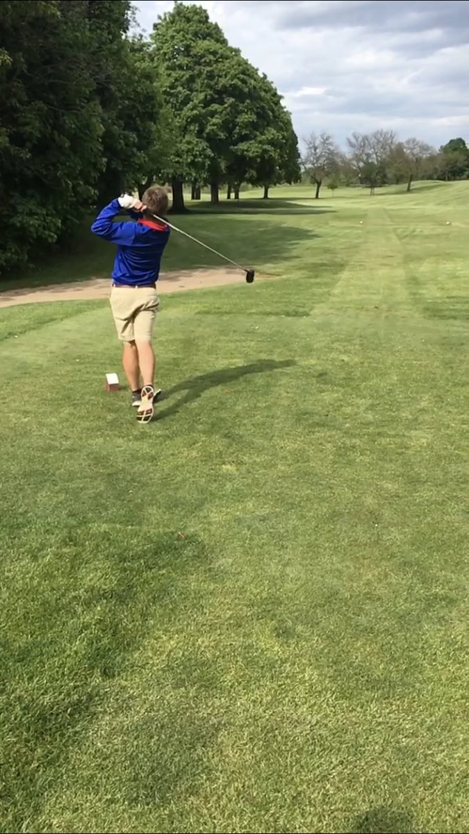 daniel_rummler's tweet photo. Happy birthday to this goon @MesebergJustin https://t.co/r4YtGoBc68
