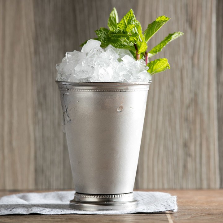 FunLisaWineOh's tweet photo. Got all my bets in for #TheKentuckyDerby online at https://t.co/eT1SQVE0ZQ #QuickEasyAndFree now I get to watch the race and wait to #CountMyMoney #LoveThePonies #RunForTheRoses #MintJuleps #BourbonSnowcones #MyBoyJack #MuddersWillWin https://t.co/zSmQRj9170