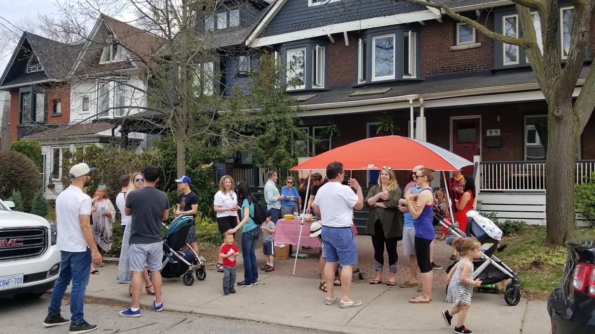 mikejcw's tweet photo. Great way to meet our neighbours through local street party organized as part of @GenProjectOrg - a project aiming to make the world a happier & healthier place by reminding people about importance of face to face social connections.
https://t.co/OVpblJ7fwd https://t.co/3Wuf51xR9E