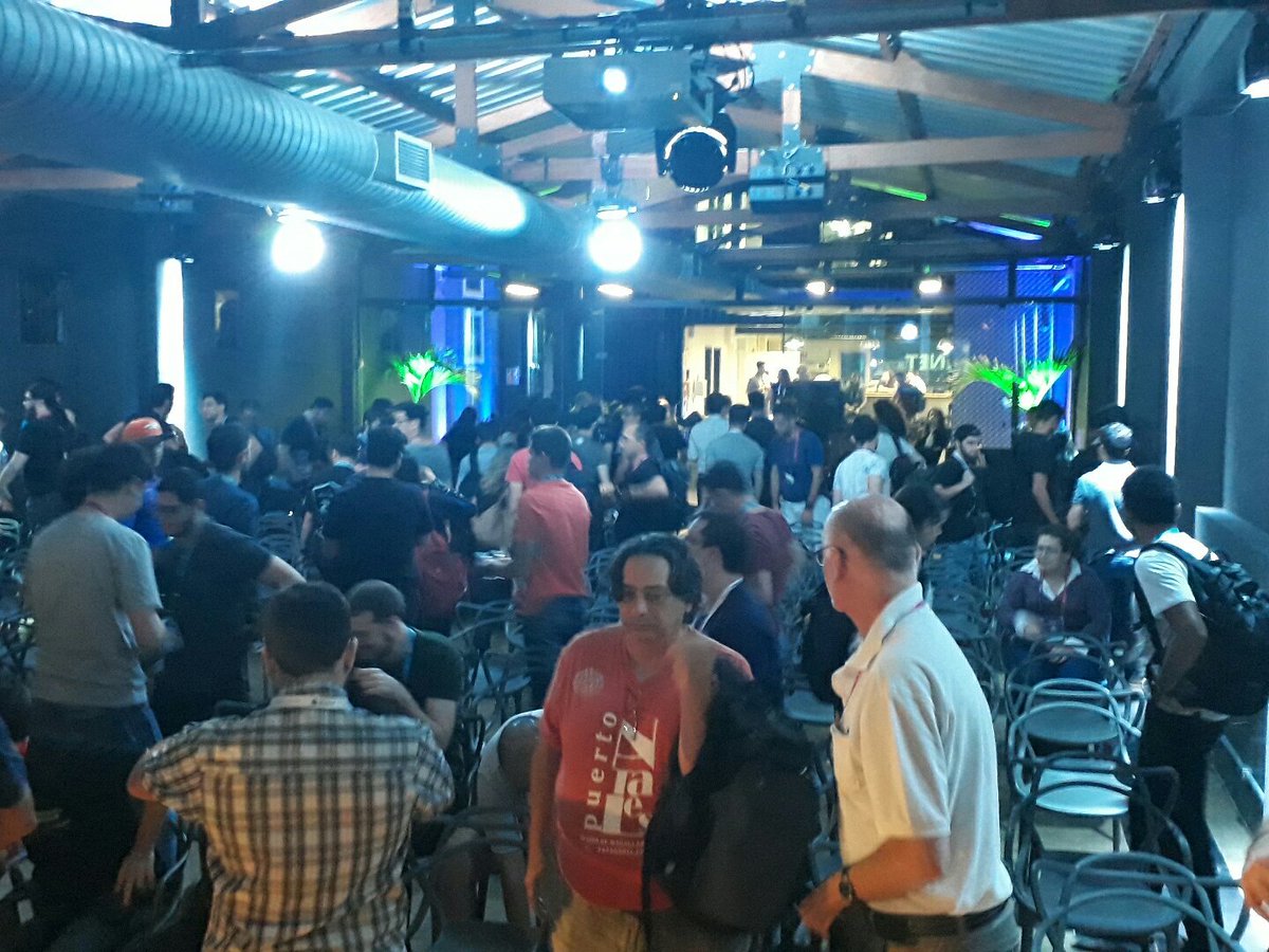 iMasters's tweet image. #dotNETSummit