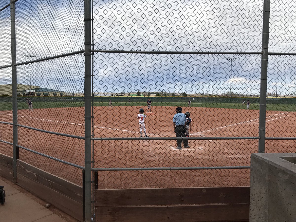 vikkilynnhorton's tweet photo. Final games are underway at Diamond Valley Park #battleatthefort2018 @triplecrownspts @TCS_BB @TCSColorado https://t.co/BSv0scmZvs