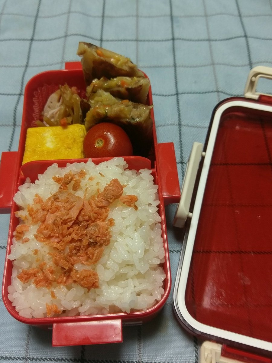 cppwMY3XuIsRKsZ's tweet image. おはようございます。今日でGWも終わりです😱あっという間ですね。あまり長い休みも、なんか疲れます😅次の大型連休は何か予定をいれたいです😭今日も笑顔で良い１日でありますように🙆