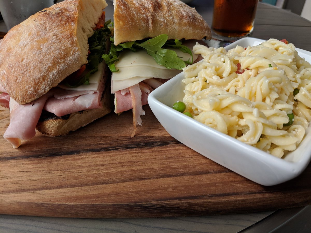 webaggression's tweet photo. What a day. @HandsOnGville then @GvilleSatMarket then Duck Derby at Falls Park then lunch at Jianna and then a quick stop at @swamprabbitcafe.#YeahTHATGreenville #HandsOnGreenville #HOGDay2018 #LiveUnited #UnitedWay https://t.co/19bXPxnhaG