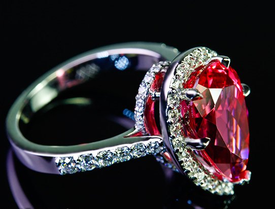 Ruby Red Pear Shape Diamond Engagement Ring - unusualengagementringsreview.com #ruby #red #and #white #pear #shape #cut #diamond #engagementring #engagement #ring #weddingring #wedding #halo #style #side #stones