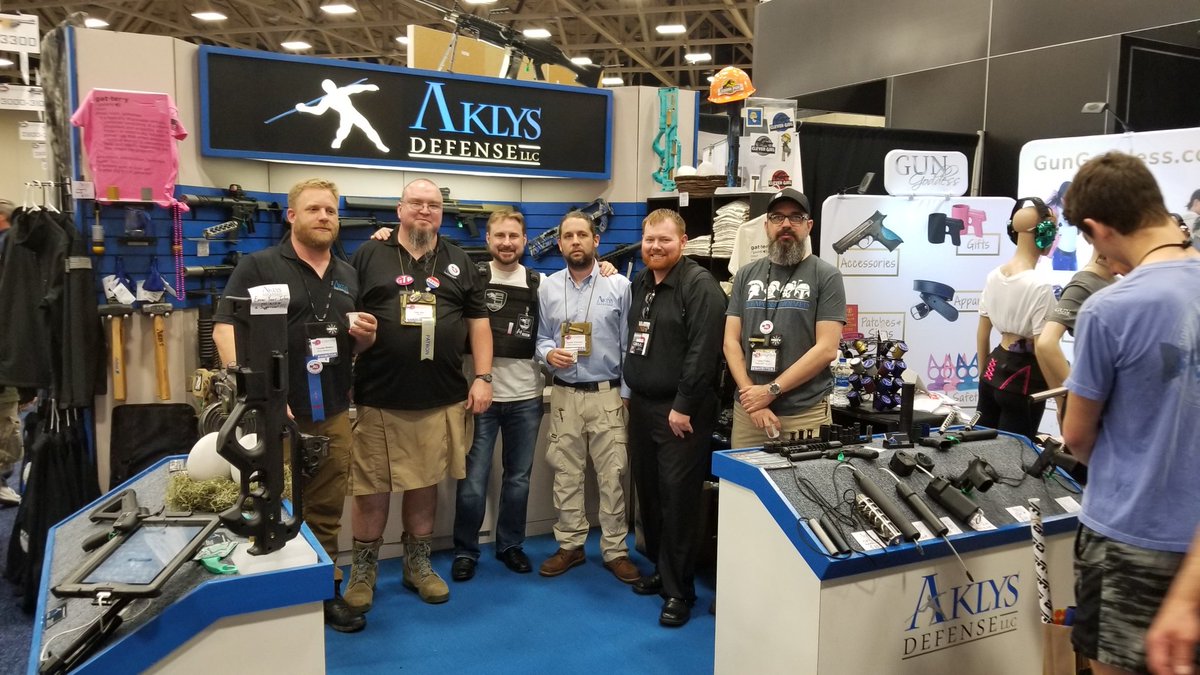 GRAAmerica's tweet photo. Stopping by the @Aklysdefense booth is always fun. Especially when you have a surprise guest stop by. CC @DLoesch showing off some #BourbonBullets https://t.co/QYmZXC0fUa