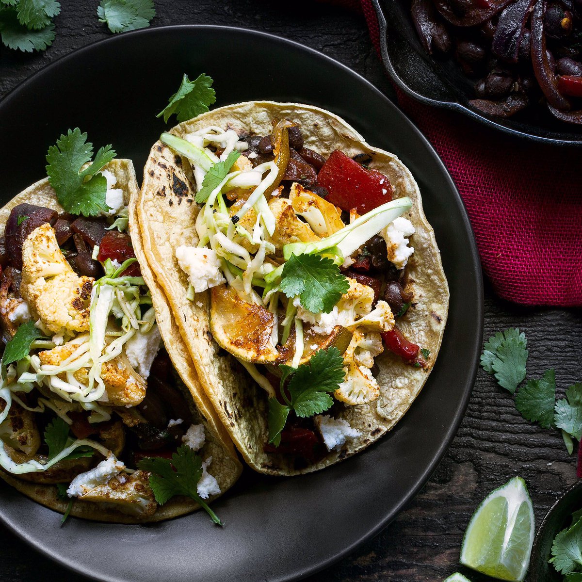 Nudtrition's tweet photo. Take #cincodemayo to a whole new level with these #healthy, #glutenfree and #vegetarian lime-roasted cauliflower and black bean tacos! 😍 Celebrate in style and in good health 💃🏻🕺🏽 #nudtrition https://t.co/3qXjDXLdhF
