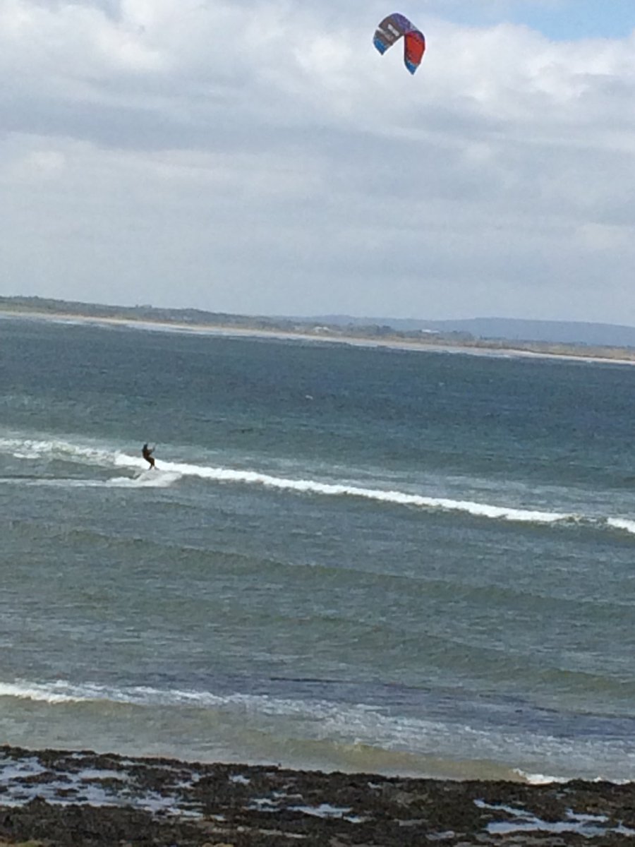 murphypaula33's tweet photo. Hoping to catch a wave at @DscvrEnniscrone @walkenniscrone @Enniscrone_ie @SligosBuzzin #bankholidayfun #windsailing #clouds https://t.co/rT2hFRmsFC
