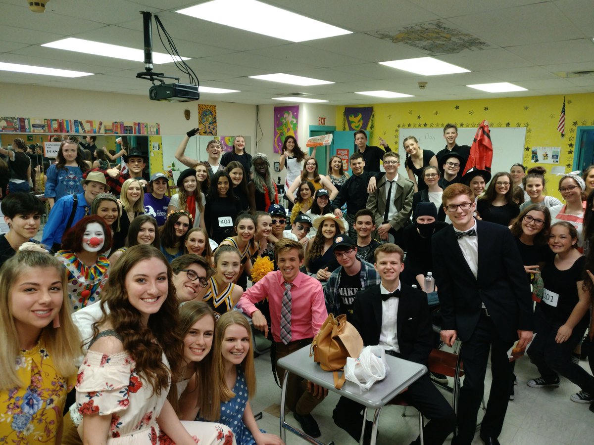 TJHSTipton's tweet photo. Getting ready for Starving for the Arts. I'm so proud of our young actors and  leaders. This was our biggest production yet! We're growing!!!#wertj https://t.co/9DdWi9HNSK