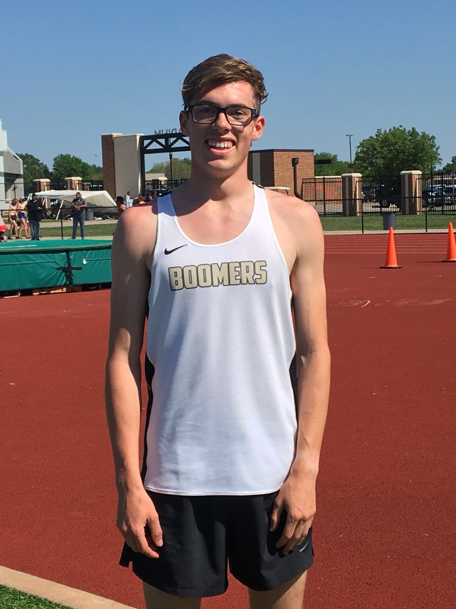 <a href="/GarrettCollier6/">Garrett Collier</a> Regional Champ 400 dash. State Bound!!!! #goboom #proudcoach