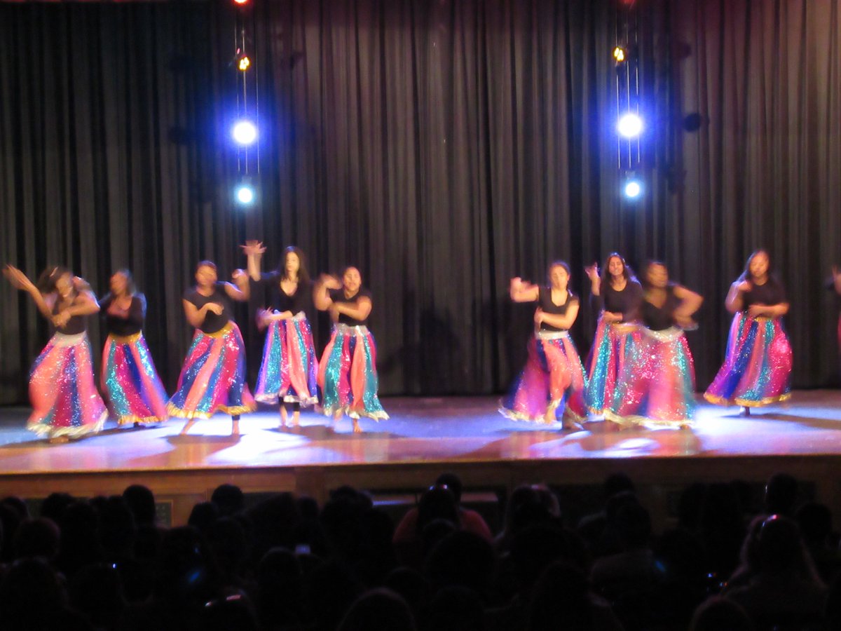 bayshorearts's tweet photo. Bay Shore Dances was an extravaganza of talent. Congratulations to our students, faculty, support staff, our DJ Mr. Drago and Mrs. Susan Barbash. You guys did Bay Shore proud. Bravo and enjoy the pics... more to come https://t.co/2fuRCGPgwB
