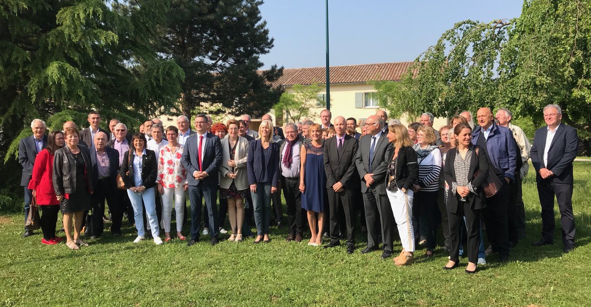 aurelienferlay's tweet photo. Assemblée générale des maires ruraux de la Drôme aujourd'hui à Jaillans. Faire confiance aux communes et à la démocratie locale, se battre pour l'égalité des territoires ! https://t.co/tYdVgsVua4 https://t.co/cHIQIIKUTL