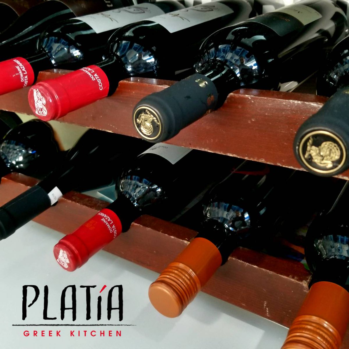 PlatiaSyosset's tweet photo. Greek food.... Greek wine, of course! https://t.co/2R7TITzs5H
