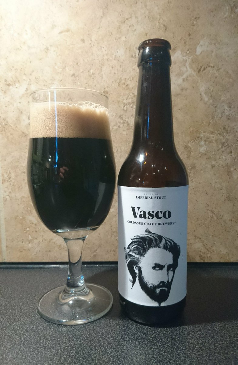 BeerTimeNow's tweet image. Oh! fantastic craft beer from Portugal. It's dark and bursting with well rounded flavours. Vasco Imperial Stout is highly recommended, from Colossus Craft Brewery #beeroclock