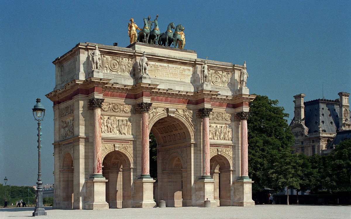 Davidphenry Commissioned By Napoleon L Arc De Triomphe Du Carrousel Was Finished In 1808 Its Architects Charles Percier Pierre Fontaine Were Inspired By The Arch Of Constantine In Rome Arcducarrousel