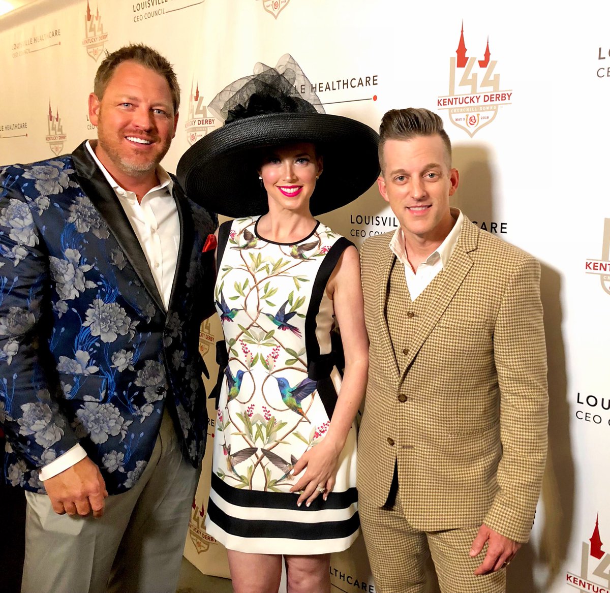 JMRittenberry's tweet photo. Great day at 144th @KentuckyDerby with @thompsonsquare after a fun night at @Unbridled_Eve and @DerbyVIP #kyderby #msgstrategy https://t.co/ChsO5gELSs