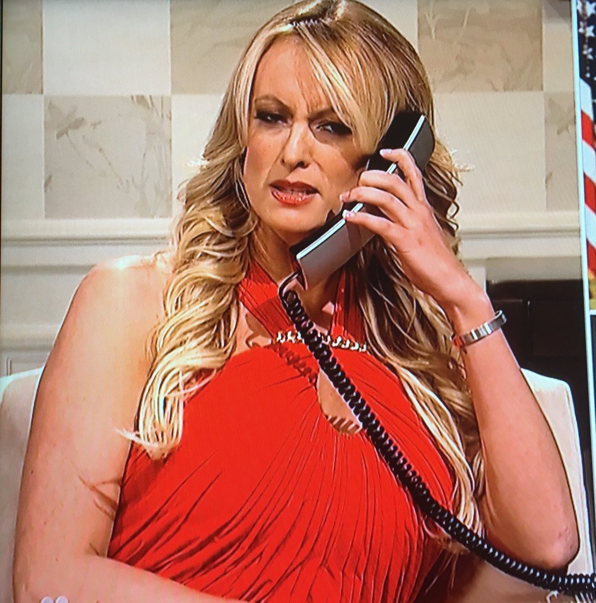 ditzkoff's tweet photo. An epic SNL cold open with Martin Short as Harold Bornstein, Kate McKinnon as Rudy Giuliani and...one more https://t.co/PgTkmkEs3r