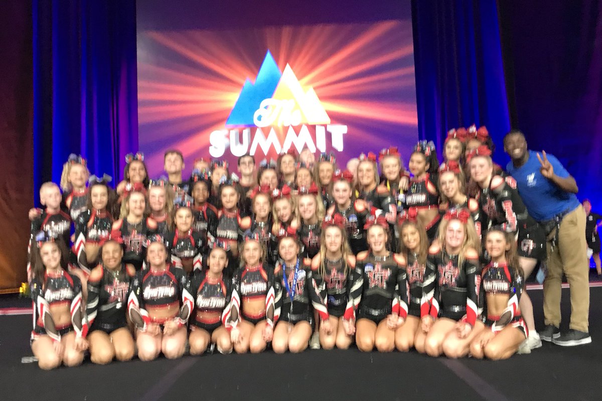 GymTymeIL's tweet photo. CONGRATS to GTIL Spark and @GymTymeAS Steel on advancing to day 2 #smallseniorcoed3 #summitfinalists https://t.co/ZvdDgShSwj