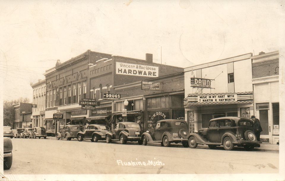MichiganHist's tweet photo. Downtown Flushing MI - ca. 1940 (via Vintage Michigan Postcards FB)
#FlushingMI
https://t.co/TxgDHy4aUk https://t.co/HSaUfNuiE8
