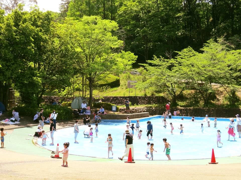 埼玉県こども動物自然公園 気温が高くなってきました 今日のような良い天気には 親子で水遊びを楽しめるジャブジャブ池がもってこいですね ご利用の際は安全に十分お気をつけになってお楽しみください なかよしコーナーではカワウソたちも気持ちよ 埼玉県こども動物自然公園 気温が高くなってきました 今日のような良い天気には 親子で水遊びを楽しめるジャブジャブ池がもってこいですね ご利用の際は安全に十分お気をつけになってお楽しみください なかよしコーナーではカワウソたちも気持ちよ