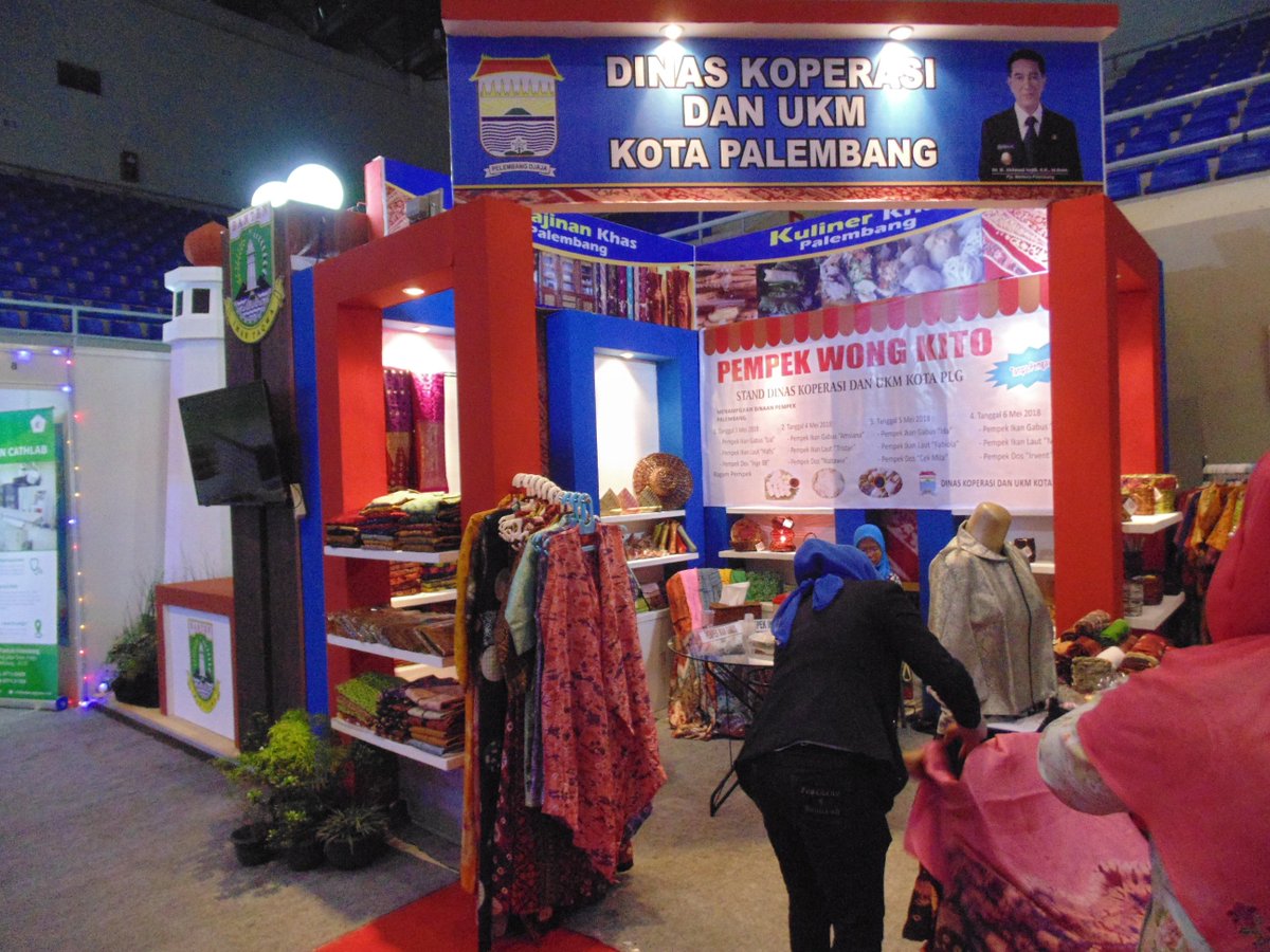 Sunday day 4 of Palembang Fair 2018 at PSCC Hall.
.
.
Urban CIty Hall
.
.
.
#pscc #psccpalembang #psccvenue #psccliveevent #palembangevent #palembangvenue #event #liveevent #expo #palembangfair2018