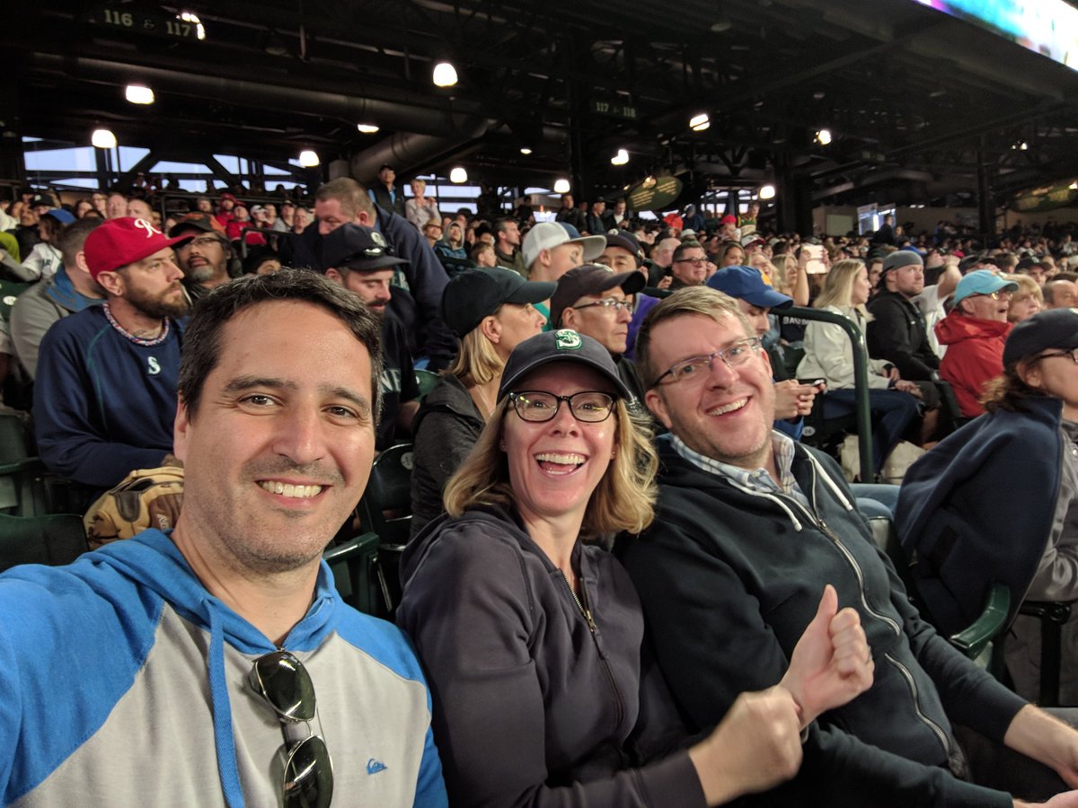 MargaretRuss03's tweet photo. We just made the jumbo tron at the M's! #actinglikefools https://t.co/kH0kHiV5Ts