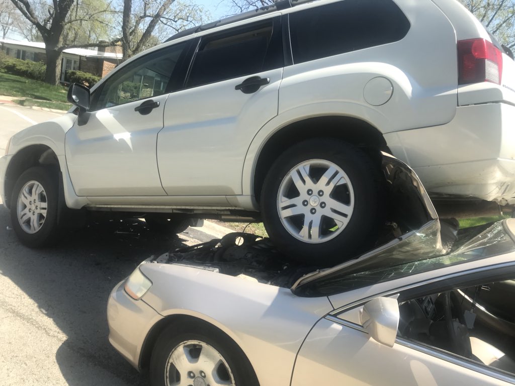 __Dhaliwal__'s tweet photo. wear your seatbelts guys, very fortunate to be alive. Yes the golden car is mine. https://t.co/ZoSfCEtcgo