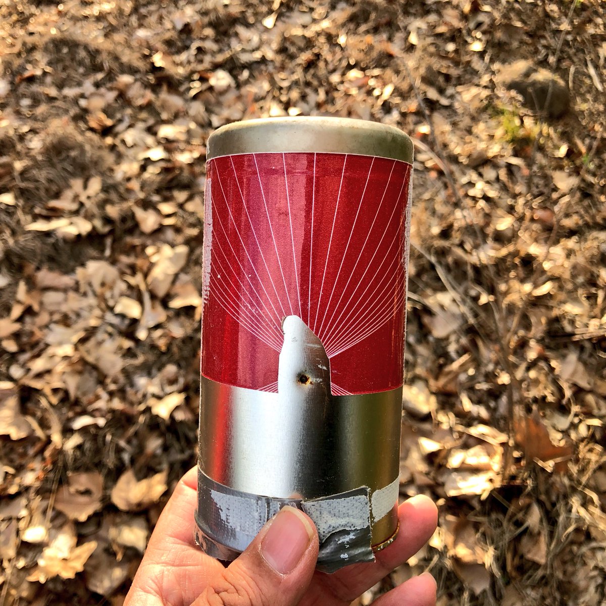 Tras 7 meses haciendo una foto siguiendo el movimiento del Sol hoy he rescatado con <a href="/priestjean/">PresteJuan</a> la lata del Sol de <a href="/nopocameras/">NOPO CAMERAS</a>. La próxima semana revelo la foto cc <a href="/lalatarevista/">lalata</a>