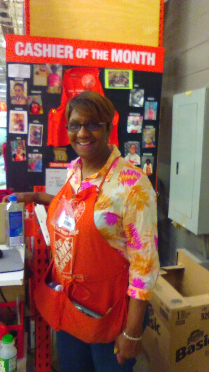 lori_keyser's tweet photo. Great job Evelyn for Cashier of the Month!! @WileyLorena @sktrih_sandy @tmccarthy095 @ZuleideeS https://t.co/Qqzqw6gE9x