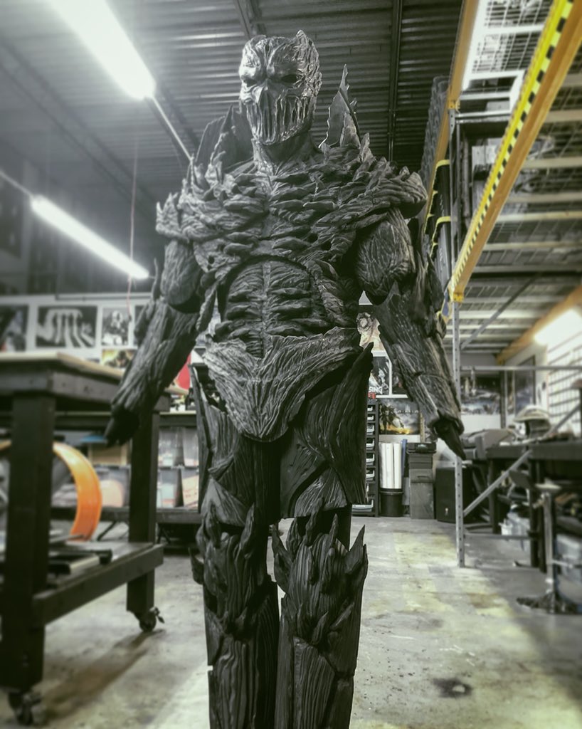 TheGateMonster's tweet photo. Great meeting @_RyanTurek bloody cool stuff on the horizon @blumhouse and @ShockWavesPod #comics #TexasFrightmare #nothingiscoming #cosplay #horrorshit #horrormovies #scifihorror #scificreature #creaturefeatures #hexmortis #monster #FreeComicBookDay @crypttv @shudder @fangoria https://t.co/J7jXxpzduH