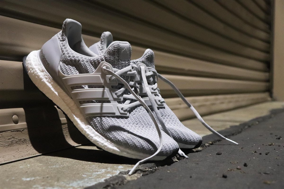 adidas adidasB43512 Ultra Boost Parley, Kinder, Wei (Cloud