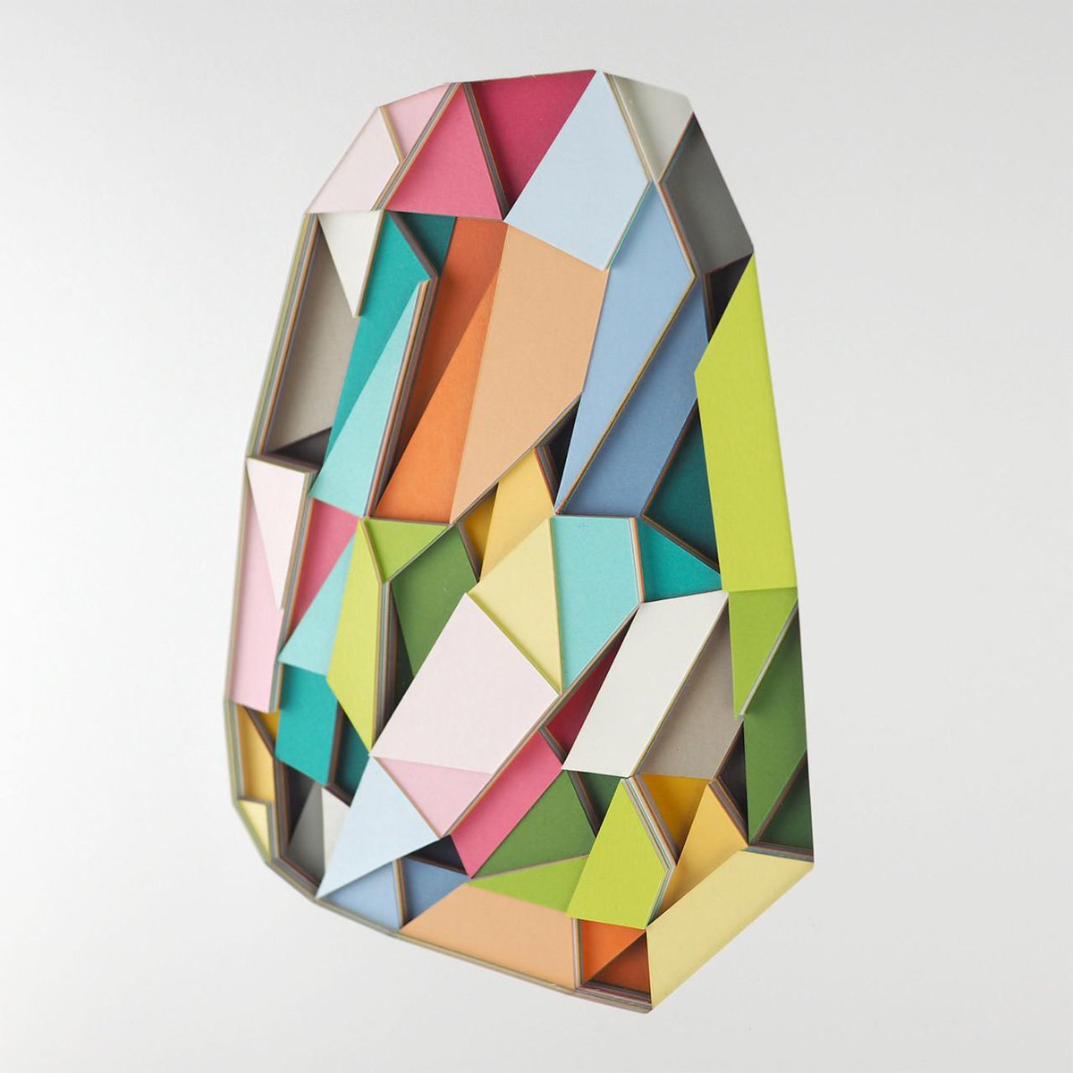 ErnestPackaging's tweet image. Colorful and abstract, this incredible piece of art is a testament to what it means to be #PoweredByPaper. We love seeing creativity like this come to life! What do you think, @HowLifeUnfolds? bit.ly/2HR898E via @designmilk