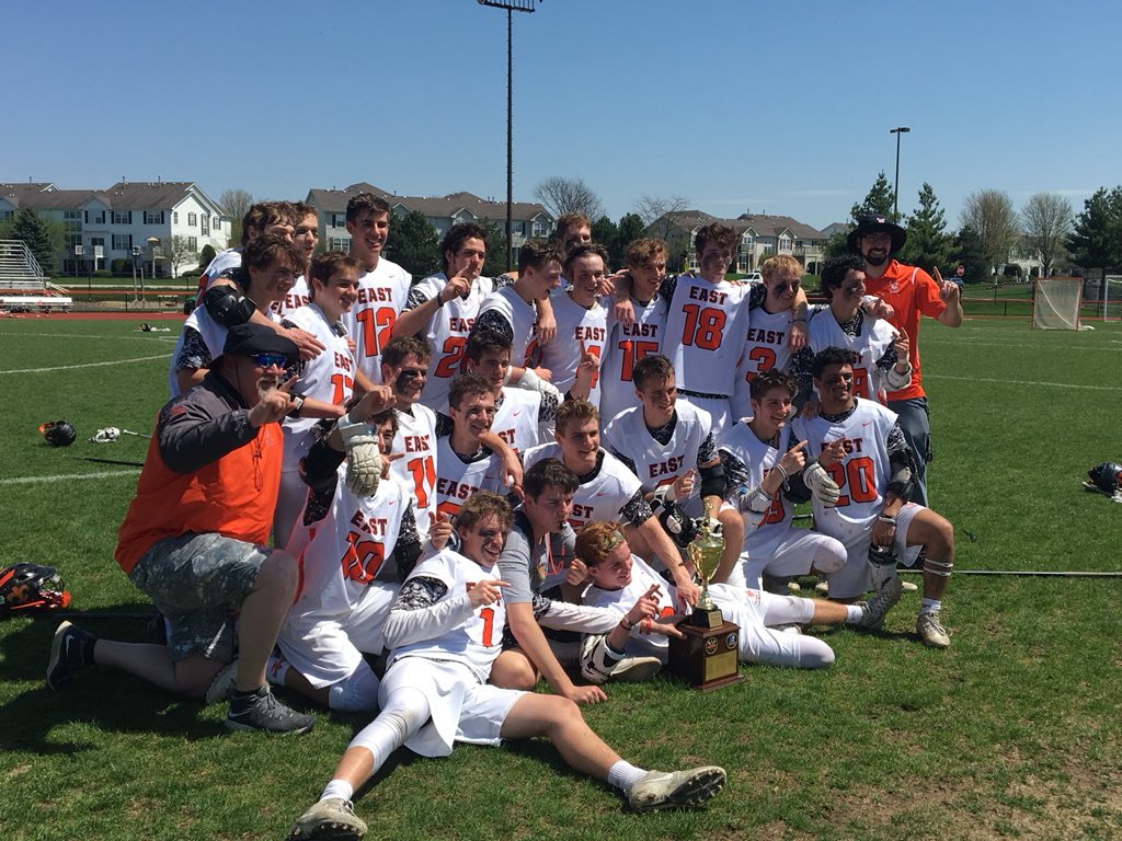 STCELacrosse's tweet photo. Kings of St. Charles ⚜️⚜️ https://t.co/7N03LfnG0q