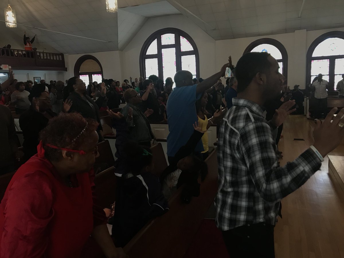 mtzionnashville's tweet photo. Our #LiveAt5 service was amazing! “Don’t discredit what God used to develop you.” @josephwalker3 We honor God for His presence! Meet us at one of our four services on tomorrow morning for this life-changing Word! We’d love to see you! @josephwalker3 @mtzionanywhere #YouveGotNext https://t.co/AixG5lyeqn