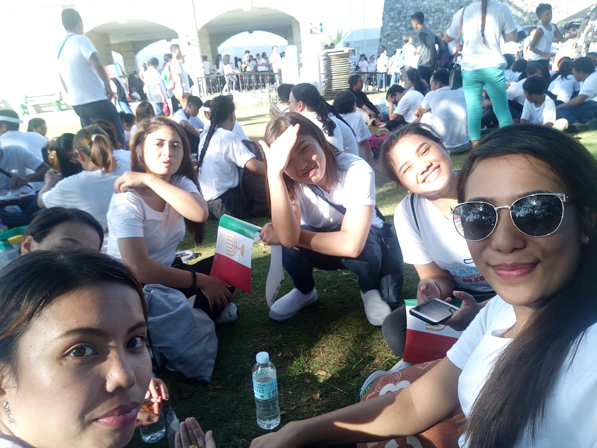 JewyTan's tweet photo. Natapos na ang lakarin. ❤
19K 👣🚶🚶🚶 woahhhh!
#INCwalktofightpoverty https://t.co/Jhhdpfss2W