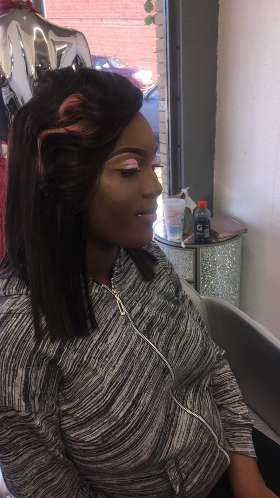 _aydennmommie's tweet photo. 💕🤪 #TrapOPEN🎉 #TrapBeauty🏚💄 https://t.co/kWoEPJMjBY