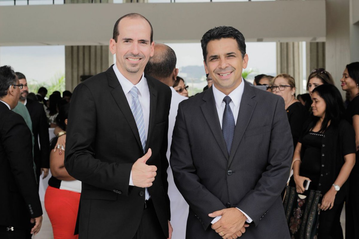 RicardoLombanaG's tweet photo. Hoy asistimos al Acto de Convocatoria a las Elecciones Generales de 2019, un año antes del día de la elección, con la esperanza de seguir demostrando que sí es posible una nueva política en Panamá, joven, fresca, creativa y comprometida con el futuro #OtroCaminoPanama https://t.co/S1JhS50prK