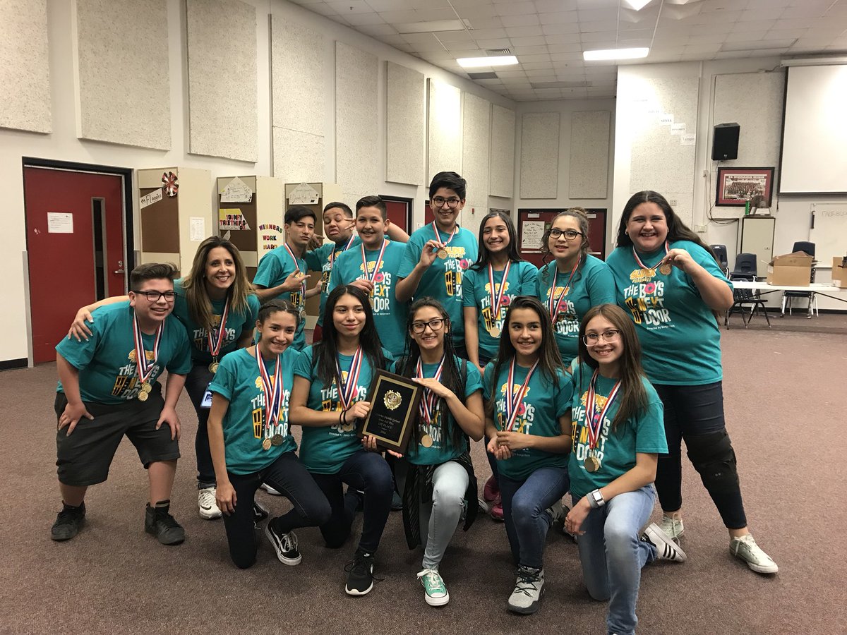 MabelEvans17's tweet photo. 1st place One Act Play #SISD #SliderMiddle https://t.co/iMWKxORmJD