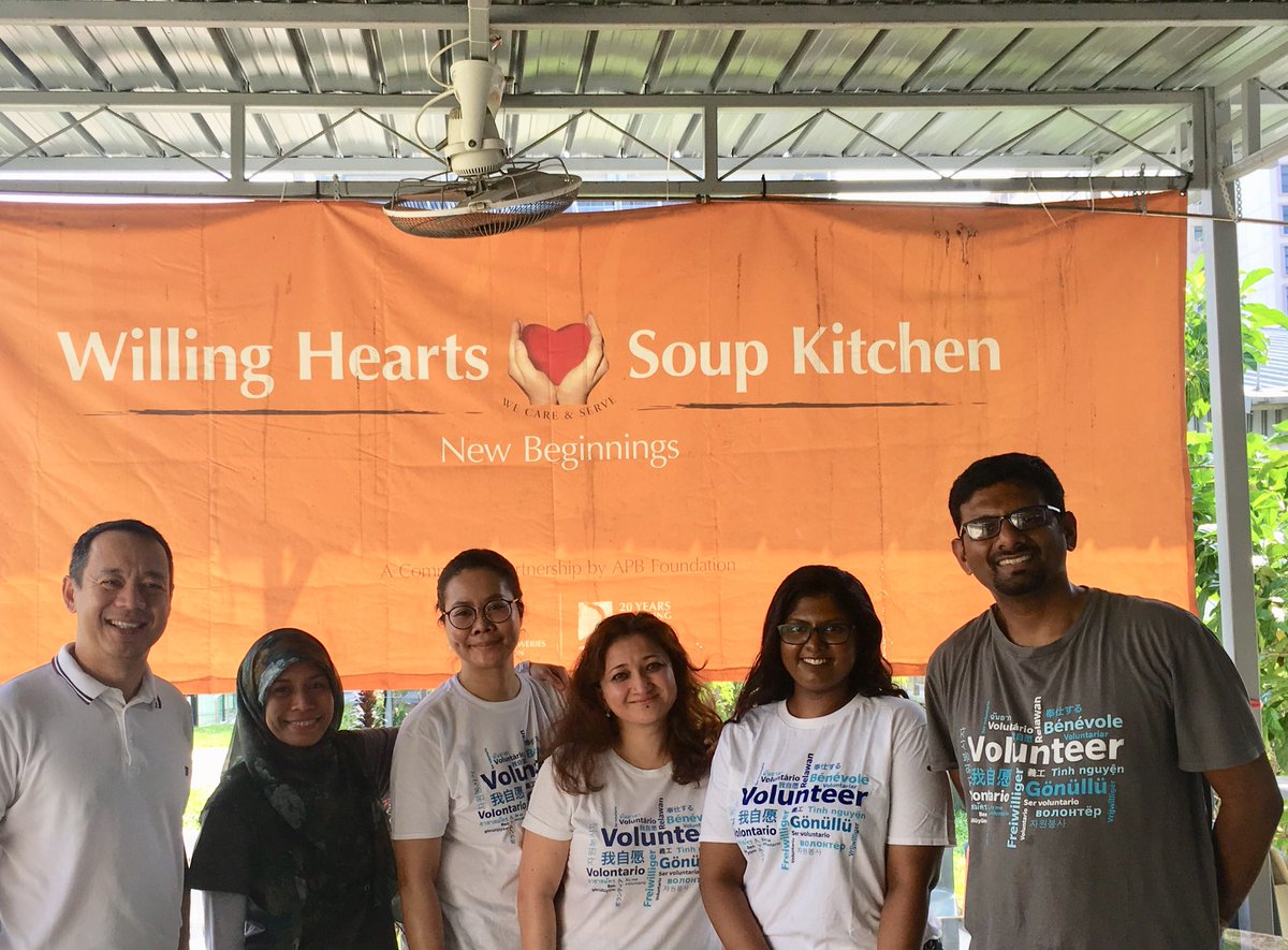rasika_thapa's tweet image. #Volunteers from #Singapore @mercer team helping out at the soup kitchen #MercerCares @lifeatmercer #merceractive