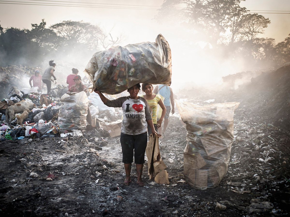 storyofstuff's tweet photo. A mother and daughter recycle trash at a dumpsite running alongside their barrio of Escuintla, Guatemala. Heavy rains mix the trash with their water supply and many people in places like this are very sick from their water supply.

Credit: @TimothyBouldry, @ISWA_org https://t.co/YwXYPIJ0ql